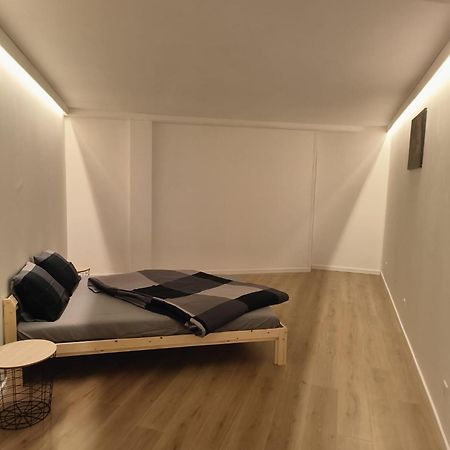 Palm Beach Loft Bissone Exteriér fotografie